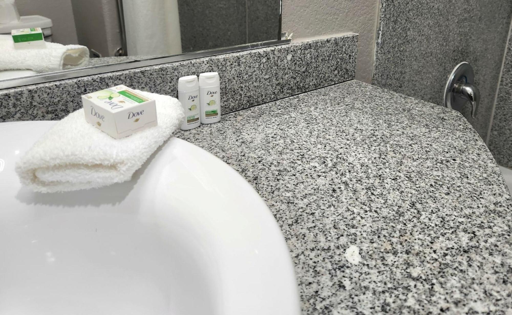 فندق Baymont By Wyndham San Antonio Airport المظهر الخارجي الصورة