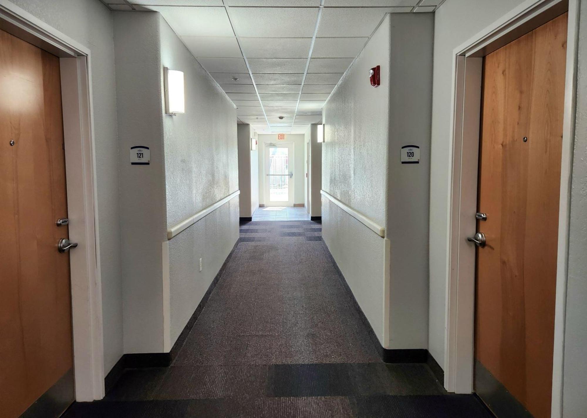 فندق Baymont By Wyndham San Antonio Airport المظهر الخارجي الصورة