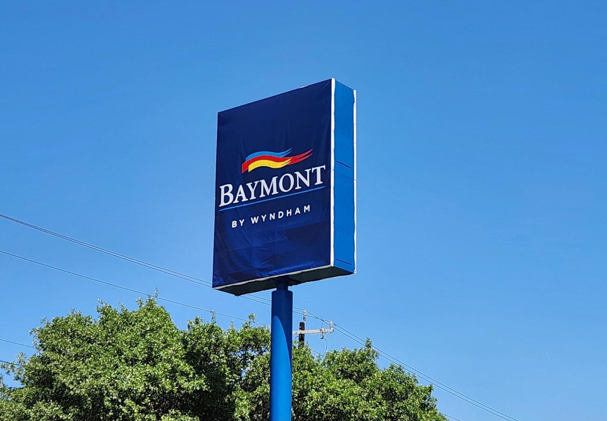 فندق Baymont By Wyndham San Antonio Airport المظهر الخارجي الصورة