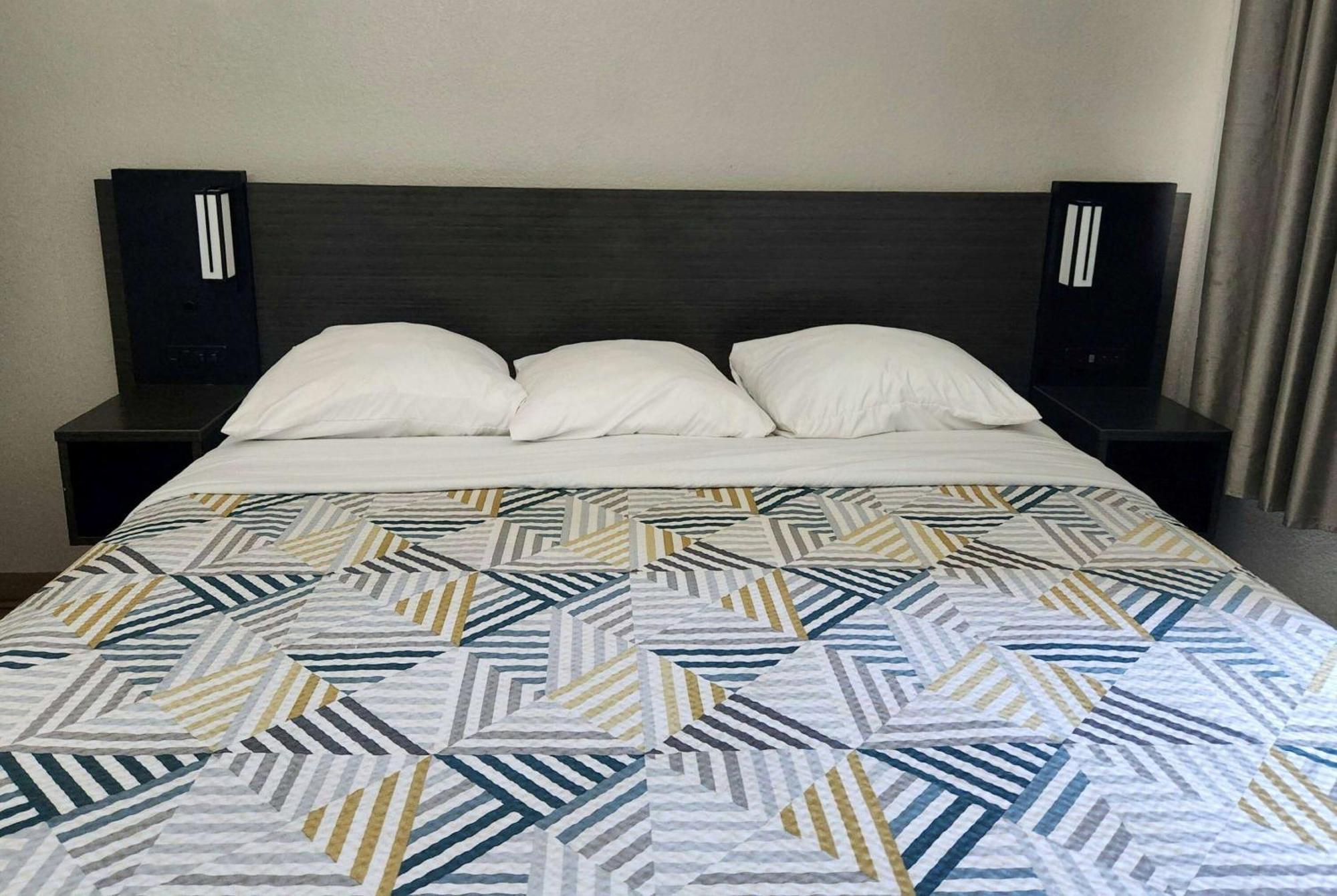 فندق Baymont By Wyndham San Antonio Airport المظهر الخارجي الصورة