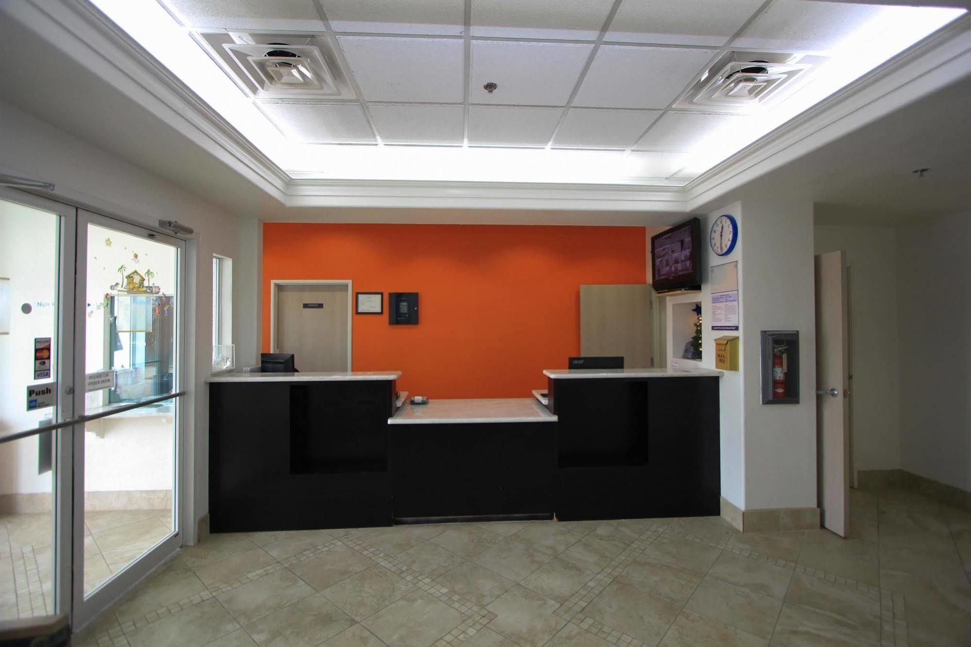 فندق Baymont By Wyndham San Antonio Airport المظهر الخارجي الصورة