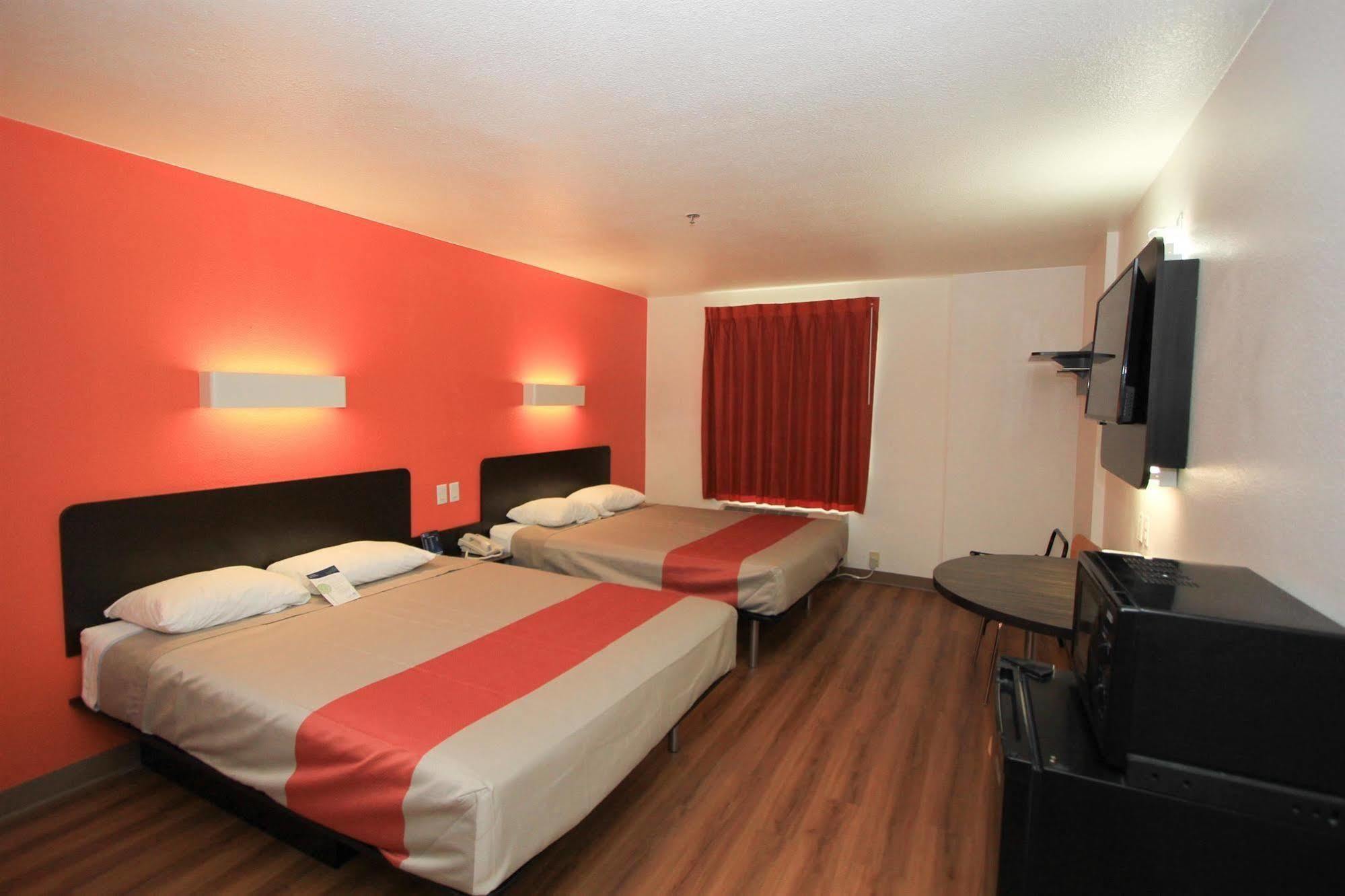 فندق Baymont By Wyndham San Antonio Airport المظهر الخارجي الصورة