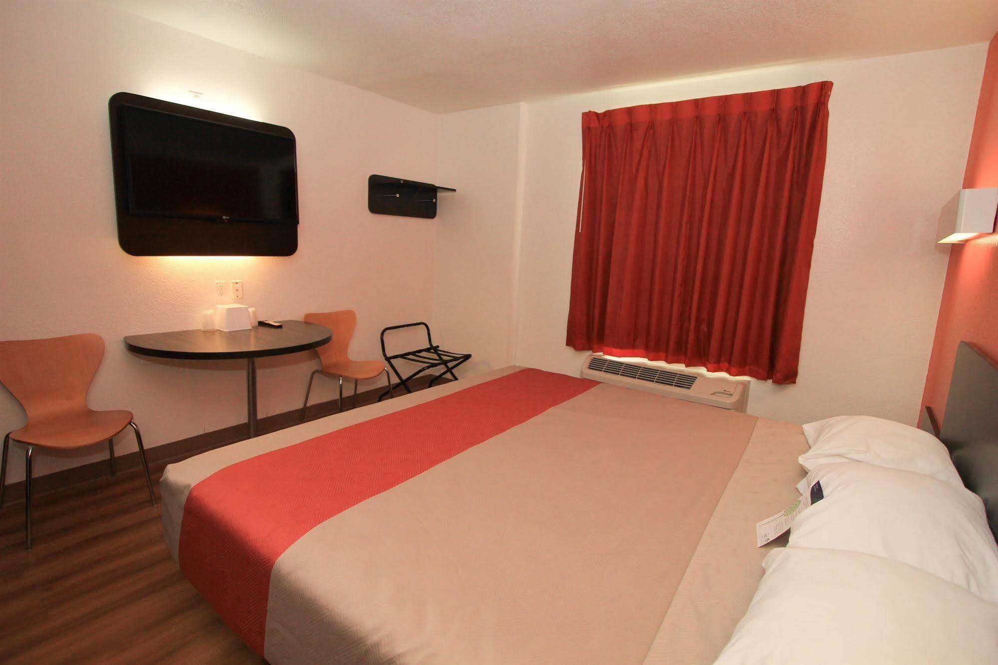 فندق Baymont By Wyndham San Antonio Airport المظهر الخارجي الصورة